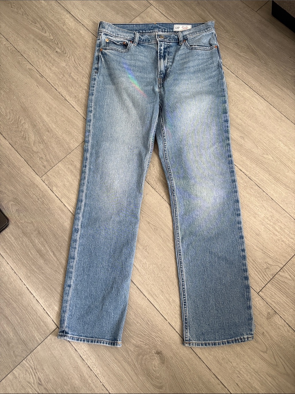 GAP Women’s  Medium Wash Straight Jeans